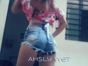 Ahsly_Wet