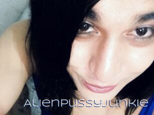 AlienPussyJunkie