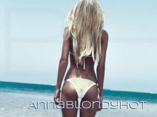 AnnaBlondyHot