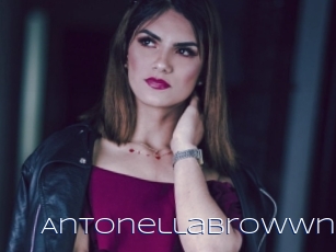 AntonellaBrowwn Blue Hot
