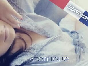 Atomique