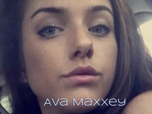 Ava_Maxxey