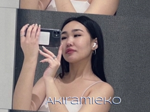 Akiramieko