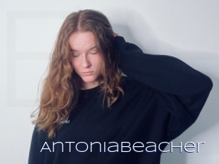 Antoniabeacher