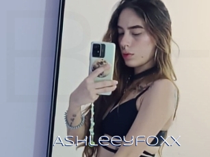 ashleeyfoxx Blue Hot
