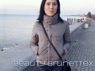 Beauty_BrunetteX