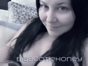 Bigbootiehoney