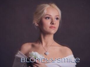 Blondyysmile