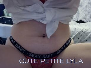 CUTE_PETITE_LYLA