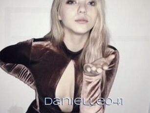 Danielle041