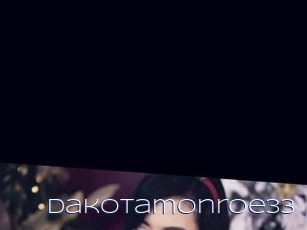 Dakotamonroe33