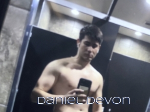 Daniel_devon