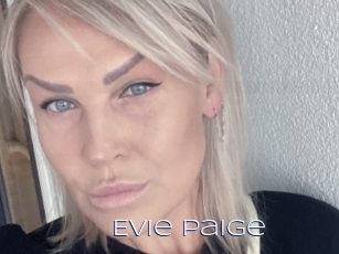 Evie_paige