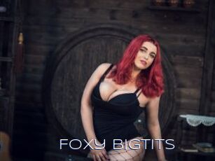 Foxy_BigTits_