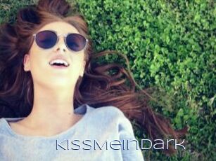 KissMeInDark Blue Hot