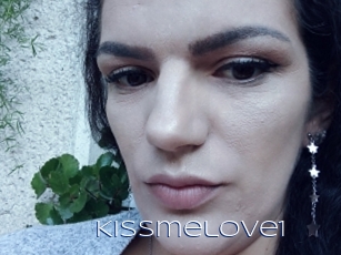 Kissmelove1