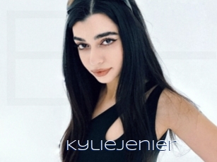 Kyliejenier