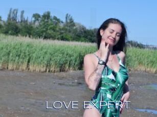 LOVE_EXPERT
