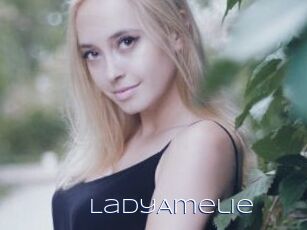LadyAmelie