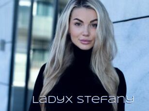 LadyX_Stefany