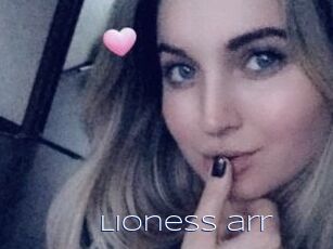 Lioness_arr