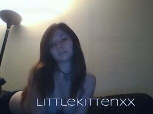 LittleKittenxx