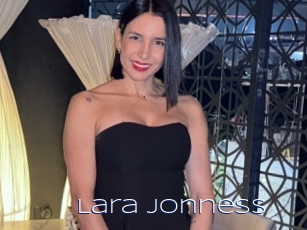Lara_jonness
