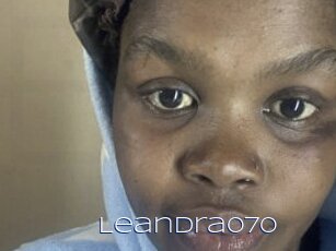 Leandra070