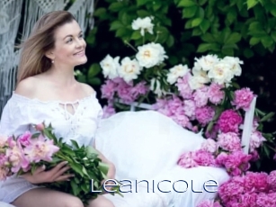 leanicole Blue Hot