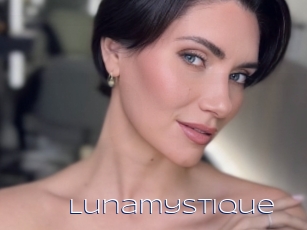 Lunamystique