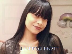 Lunna_hott