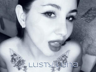Lusty_luna