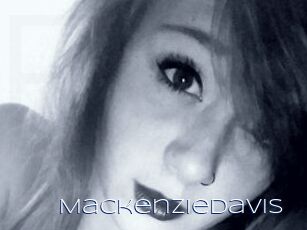 Mackenzie_Davis