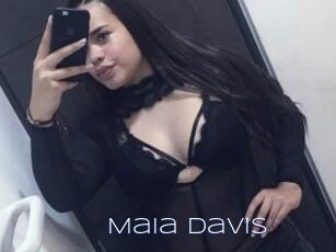 Maia_Davis