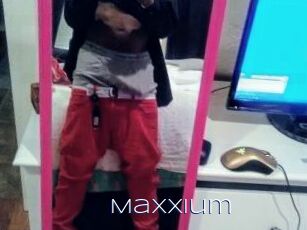 Maxxium