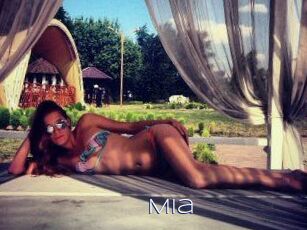 Mia