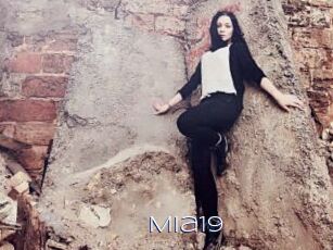 Mia19