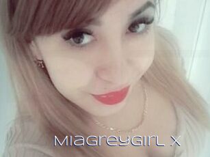 MiaGreyGirl_X