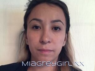MiaGreyGirl_Xx