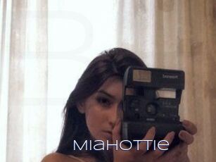 MiaHottie