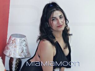 MiaMiaMoon