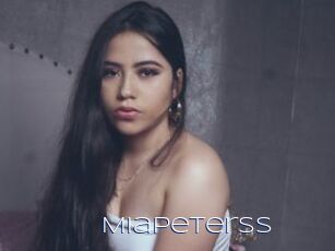 MiaPeterss