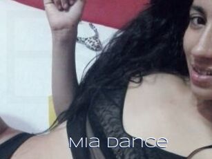 Mia_Dance