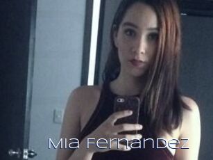 Mia_Fernandez