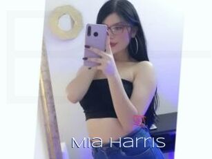 Mia_Harris