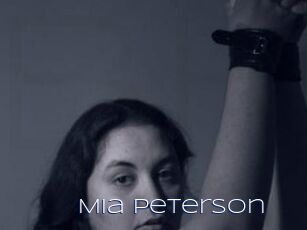 Mia_Peterson