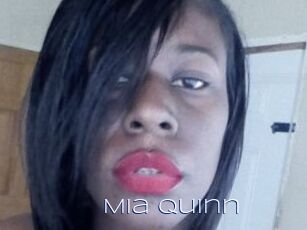 Mia_Quinn