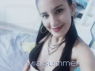 Mia_Summer
