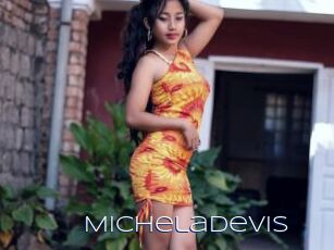 MichelaDevis