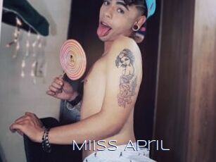 Miiss_April